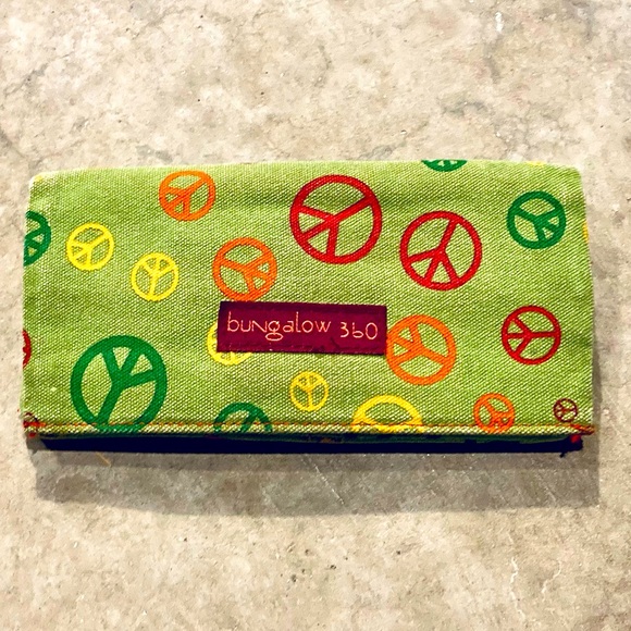 bungalow 360 Handbags - Green Peace Wallet